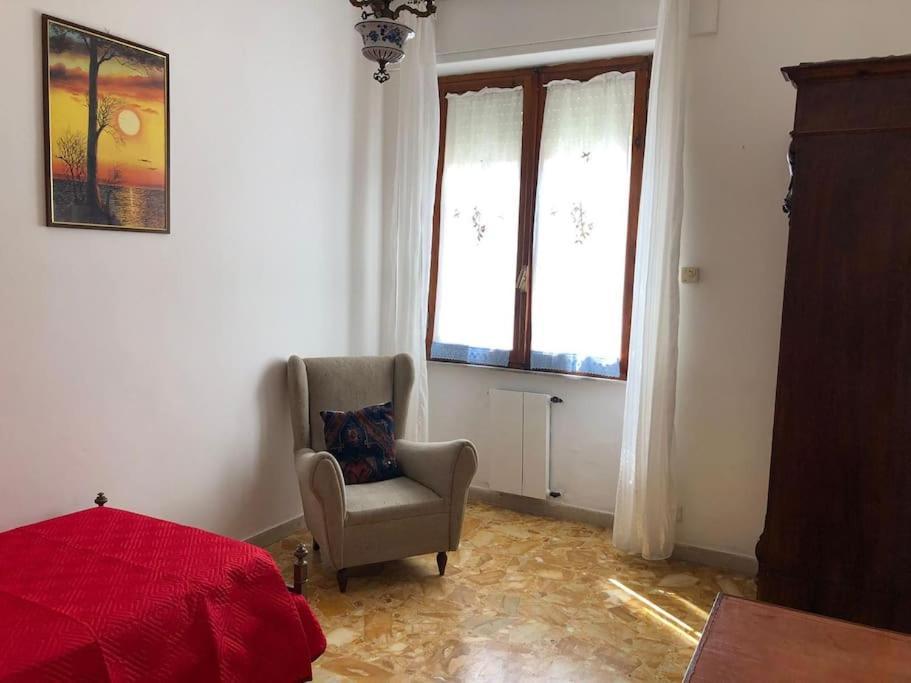 Casa Indipendente Zona Centrale La Maddalena  Bagian luar foto