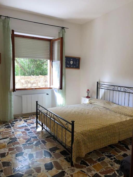 Casa Indipendente Zona Centrale La Maddalena  Bagian luar foto